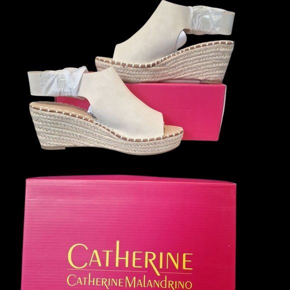 Catherine Malandrino Shoes - Catherine Malandrino Womens Cirkly Espadrille Wedge Cream Sandal. NWOT